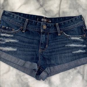 Short jean Hollister shorts!
